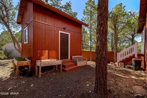 Exterior - 3370 Turkey Run, Overgaard, AZ 85928 photo 8 of 9