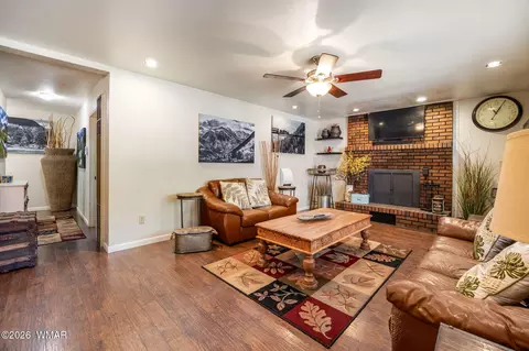 2176 Wildlife Trl, Overgaard, AZ 85933