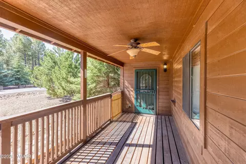 Exterior - 2722 Bain Trl, Overgaard, AZ 85933 photo 1 of 6