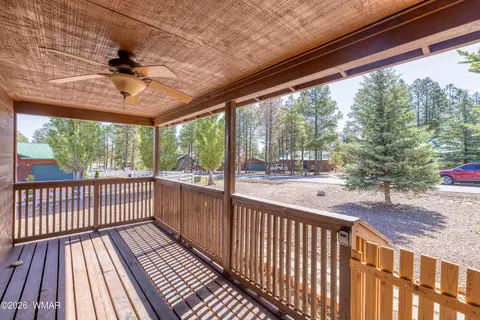 2722 Bain Trl, Overgaard, AZ 85933