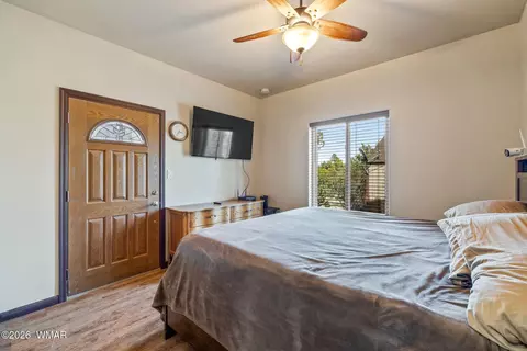 Bedroom - 3331 Ox Bow Bnd, Overgaard, AZ 85933 photo 1 of 2