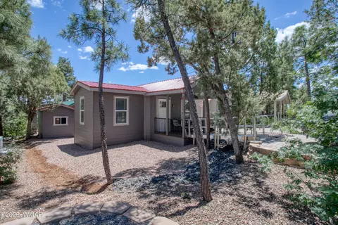 3851 Vacation Vlg, Show Low, AZ 85901