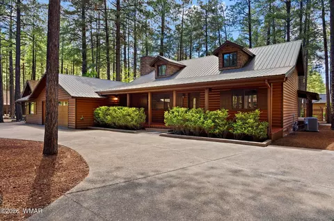 8424 Alchesay Dr, Pinetop, AZ 85935
