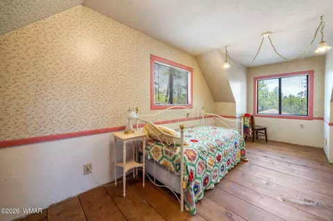 Bedroom - 3316 Ox Bow Bnd, Overgaard, AZ 85933 photo 5 of 7