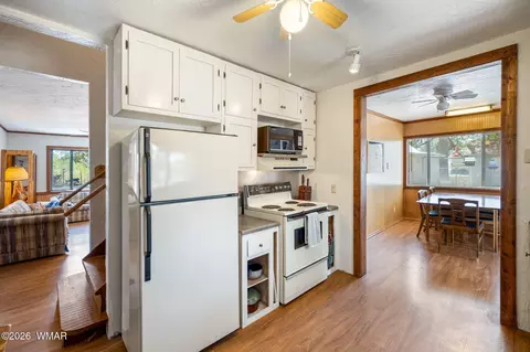 Kitchen - 3316 Ox Bow Bnd, Overgaard, AZ 85933 photo 3 of 3