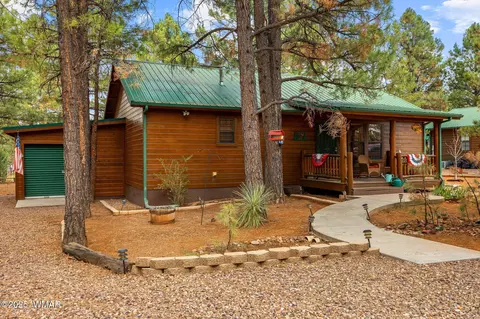 2702 Palomino Trl, Overgaard, AZ 85933