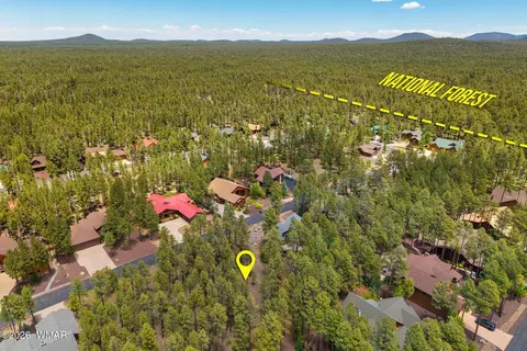 8489 Pine Wood Dr, Pinetop, AZ 85935