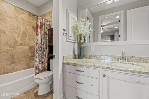 Bath - 1713 W Snowline Dr, Eagar, AZ 85925 photo 4 of 6