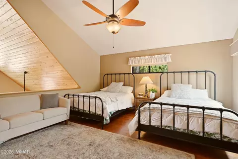 Bedroom - 3705 Apache Dr, Happy Jack, AZ 86024 photo 6 of 6