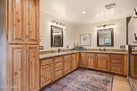 Bath - 3705 Apache Dr, Happy Jack, AZ 86024 photo 2 of 5