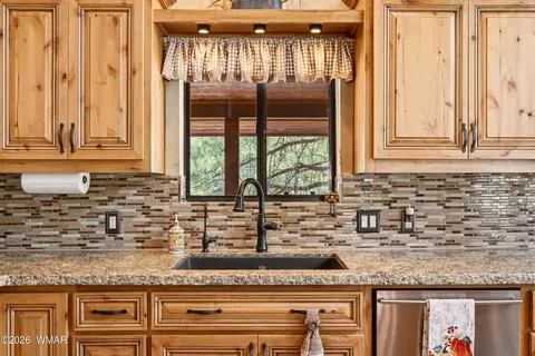 Kitchen - 3705 Apache Dr, Happy Jack, AZ 86024 photo 3 of 4