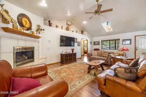 Living - 2917 Lodgepole, Overgaard, AZ 85933 photo 2 of 3