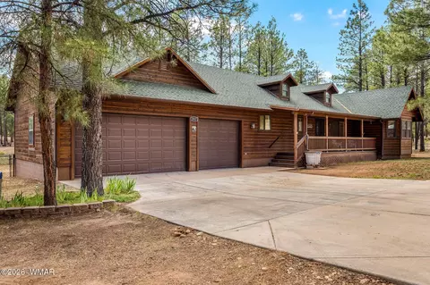 Exterior - 2917 Lodgepole, Overgaard, AZ 85933 photo 2 of 9
