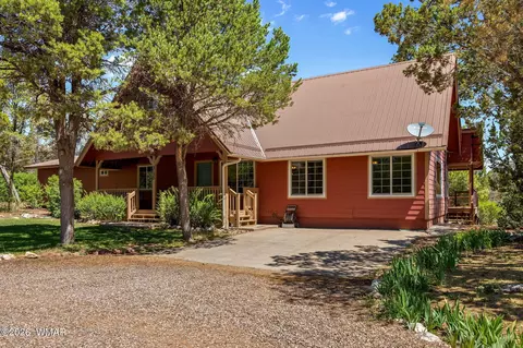 3130 Ranch Rd, Overgaard, AZ 85933