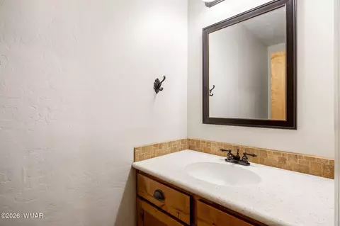 Bath - 3130 Ranch Rd, Overgaard, AZ 85933 photo 1 of 5