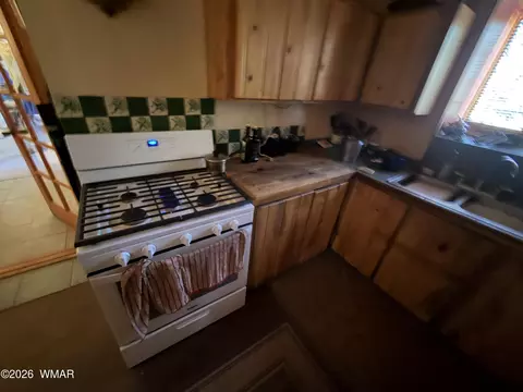 Kitchen - 10 County Road 5463 Rd, Concho, AZ 85924 photo 2 of 2