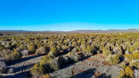 2408 W 2374 W Skyline Dr, Ash Fork, AZ 86320