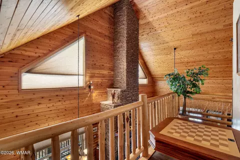 Entry Way - 2789 Doolittle Cir, Overgaard, AZ 85933 photo 3 of 3