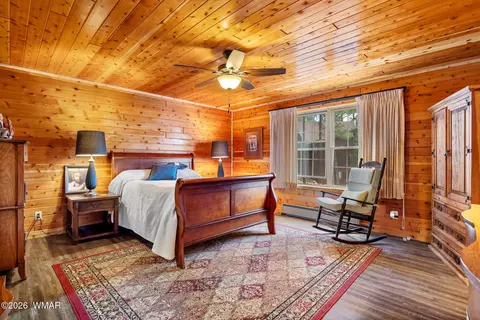 Bedroom - 2789 Doolittle Cir, Overgaard, AZ 85933 photo 1 of 6