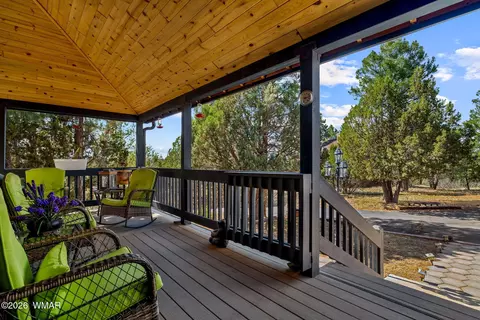 Exterior - 2789 Doolittle Cir, Overgaard, AZ 85933 photo 4 of 9
