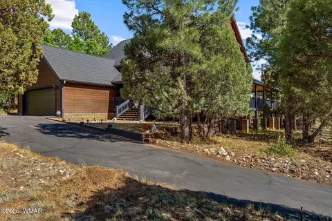 2789 Doolittle Cir, Overgaard, AZ 85933