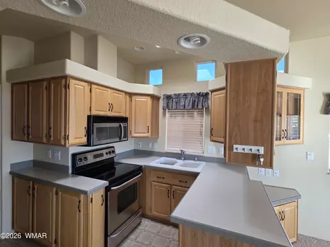 8205 Rainbow Loop, Show Low, AZ 85901 photo 8