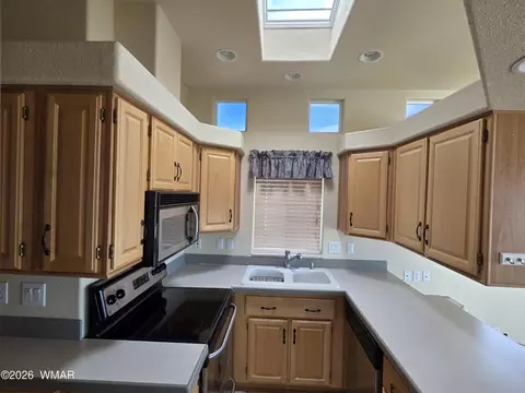 8205 Rainbow Loop, Show Low, AZ 85901 photo 9