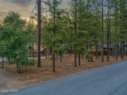 4266 Deep Forest Dr, Pinetop, AZ 85935