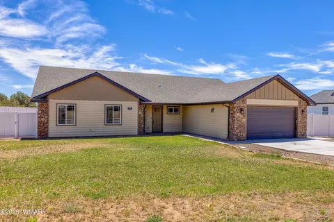 637 S Hillcrest Dr, Snowflake, AZ 85937