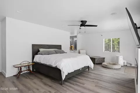 Bedroom - 856 Coconino Loop, Happy Jack, AZ 86024 photo 2 of 7