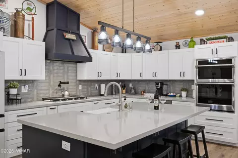 Kitchen - 856 Coconino Loop, Happy Jack, AZ 86024 photo 5 of 6