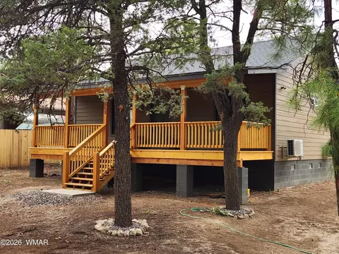 Exterior - 2053 Thousand Pines Dr, Overgaard, AZ 85933 photo 4 of 5