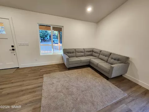 Living - 2053 Thousand Pines Dr, Overgaard, AZ 85933 photo 4 of 4