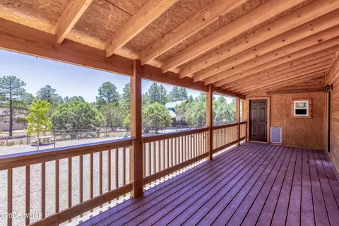 Exterior - 2979 Arrowhead Dr, Overgaard, AZ 85933 photo 3 of 6