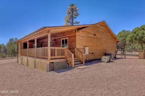 Exterior - 2979 Arrowhead Dr, Overgaard, AZ 85933 photo 5 of 6