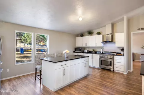 2181 Gingerbread Ln, Overgaard, AZ 85933 photo 8