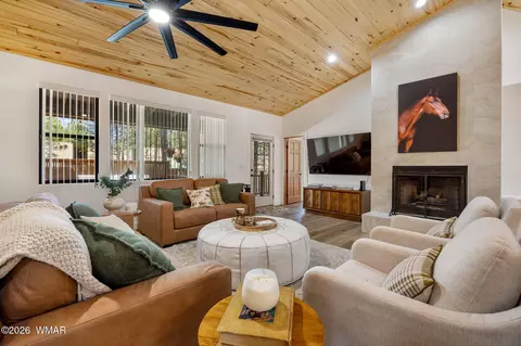 2740 W Maple Ln, Show Low, AZ 85901