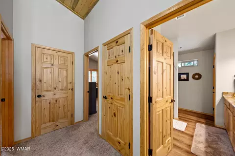 Entry Way - 2046 Christmas Pine Rd, Overgaard, AZ 85933 photo 5 of 6