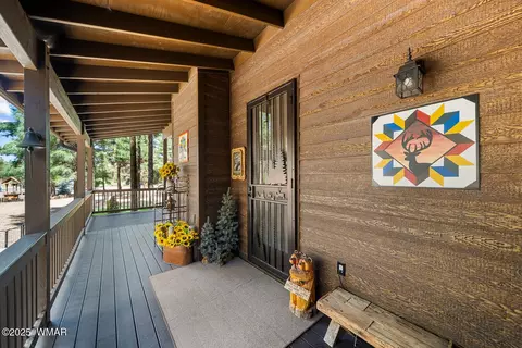 Exterior - 2046 Christmas Pine Rd, Overgaard, AZ 85933 photo 8 of 21