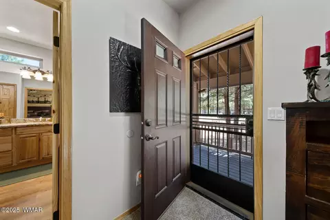 Entry Way - 2046 Christmas Pine Rd, Overgaard, AZ 85933 photo 3 of 6