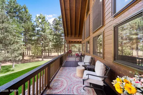 Exterior - 2046 Christmas Pine Rd, Overgaard, AZ 85933 photo 10 of 21