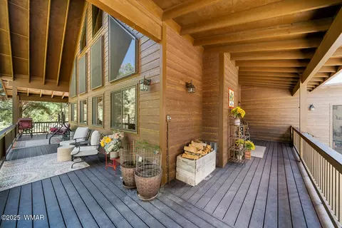 Exterior - 2046 Christmas Pine Rd, Overgaard, AZ 85933 photo 9 of 21