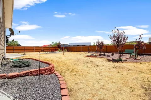 Exterior - 475 W 3rd Ave, Eagar, AZ 85925 photo 4 of 7