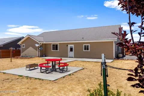 Exterior - 475 W 3rd Ave, Eagar, AZ 85925 photo 7 of 7