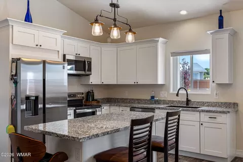 Kitchen - 475 W 3rd Ave, Eagar, AZ 85925 photo 2 of 6