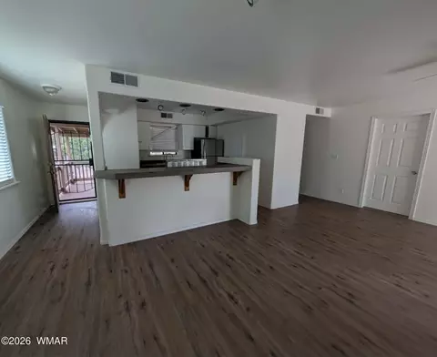 2059 Sagebrush Trl, Overgaard, AZ 85933 photo 10