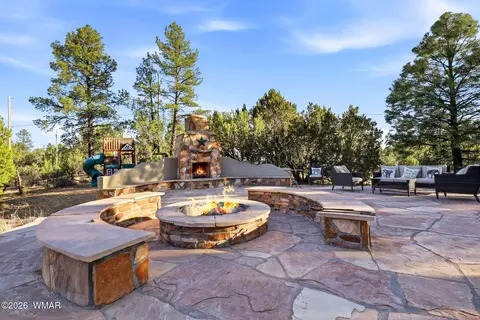 Exterior - 3161 Trails End, Overgaard, AZ 85933 photo 8 of 9
