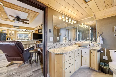 Bath - 3161 Trails End, Overgaard, AZ 85933 photo 1 of 5