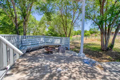 Exterior - 26 S 500 East St, Taylor, AZ 85939 photo 3 of 9