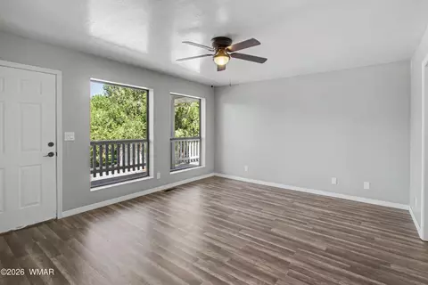 Living - 26 S 500 East St, Taylor, AZ 85939 photo 4 of 6